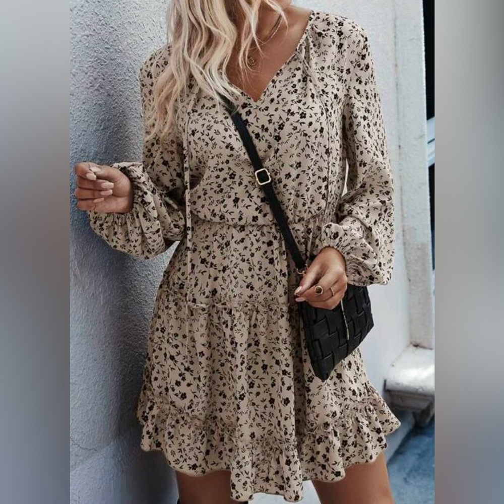 V-Neck Cream Floral Long-Sleeve Ruffle Dress